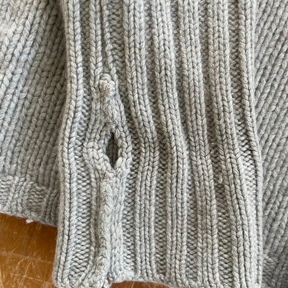 Cashmere sweater - Picture 2 of 4